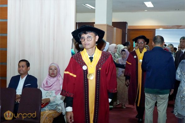 LIPUTAN WISUDA UNPAD GEL I TA 2024-2025 SESI VII (55)