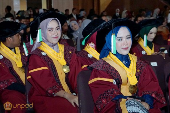 LIPUTAN WISUDA UNPAD GEL I TA 2024-2025 SESI VII (57)