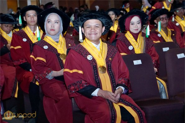 LIPUTAN WISUDA UNPAD GEL I TA 2024-2025 SESI VII (62)