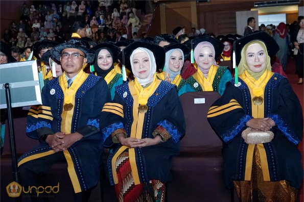 LIPUTAN WISUDA UNPAD GEL I TA 2024-2025 SESI VII (64)