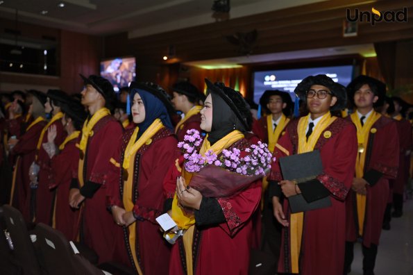 WISUDA UNPAD GEL I TA 2025-2026 (16)