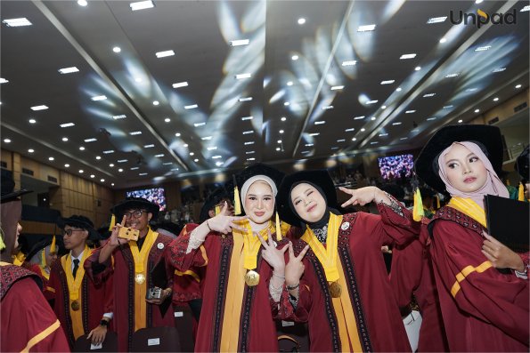 WISUDA UNPAD GEL I TA 2025-2026 (97)