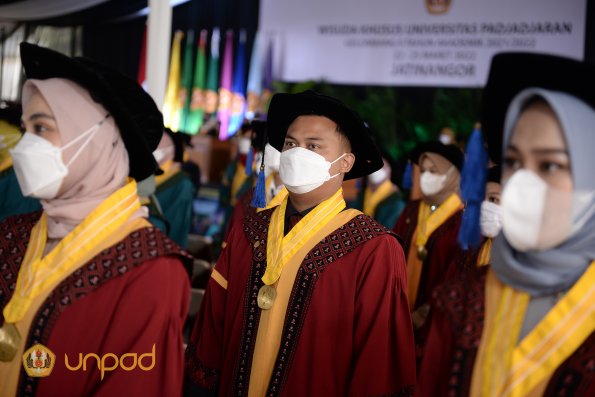 Wisuda Khusus Unpad gel II TA 2021-2022 SESI 2 157