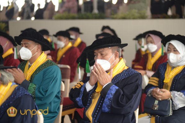 Wisuda Khusus Unpad gel II TA 2021-2022 SESI 2 165