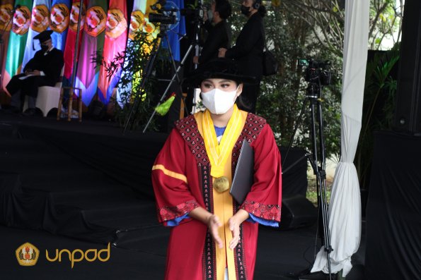 Wisuda Khusus Unpad gel II TA 2021-2022 SESI 4 040