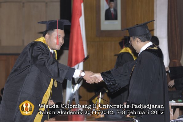 wisuda-fakultas-hukum-oleh-rektor-150