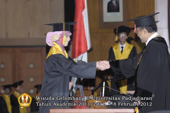 wisuda-fakultas-mipa-oleh-rektor-150-copy