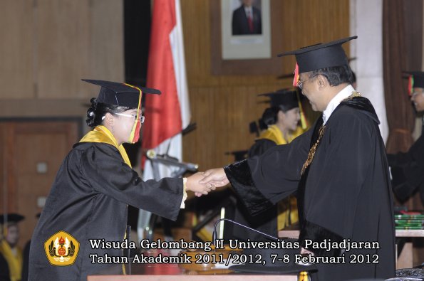 wisuda-fakultas-mipa-oleh-rektor-168-copy