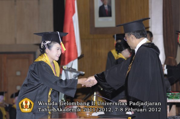 wisuda-fakultas-mipa-oleh-rektor-182-copy