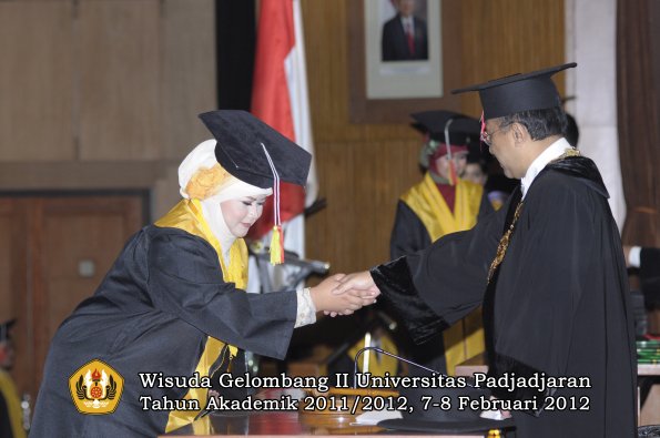 wisuda-fakultas-mipa-oleh-rektor-185-copy