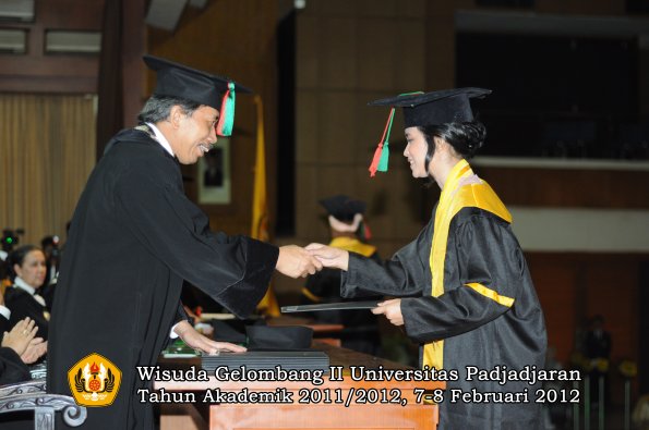 wisuda-fakultas-tip-oleh-dekan-029-copy