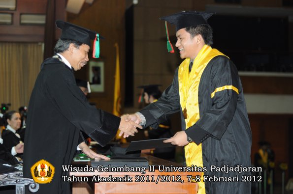 wisuda-fakultas-tip-oleh-dekan-030-copy