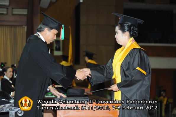 wisuda-fakultas-tip-oleh-dekan-032-copy