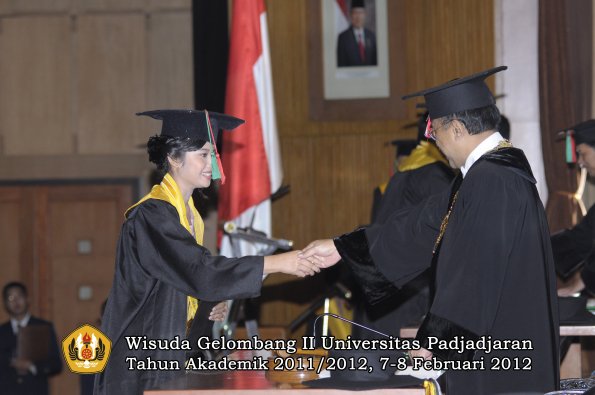 wisuda-fakultas-tip-oleh-rektor-029-copy