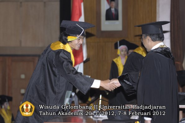 wisuda-fakultas-ikom-oleh-rektor-197-copy