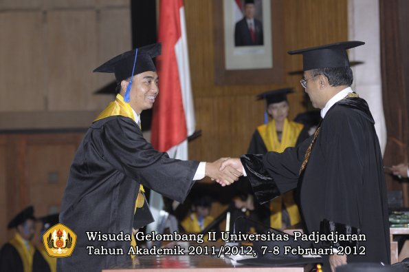 wisuda-fakultas-isip-oleh-rektor-022-copy