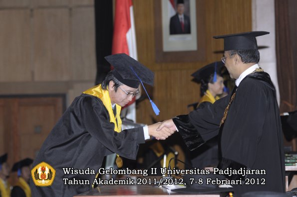 wisuda-fakultas-isip-oleh-rektor-035-copy