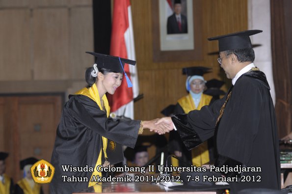 wisuda-fakultas-isip-oleh-rektor-045-copy