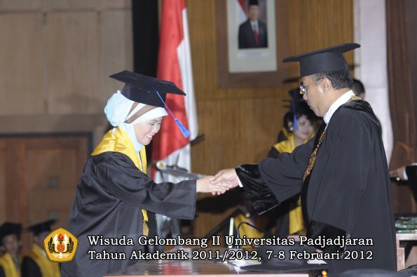 wisuda-fakultas-isip-oleh-rektor-046-copy