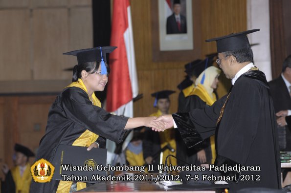 wisuda-fakultas-isip-oleh-rektor-052-copy