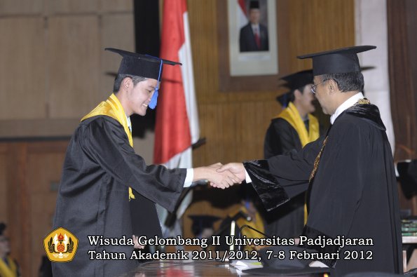 wisuda-fakultas-isip-oleh-rektor-088-copy