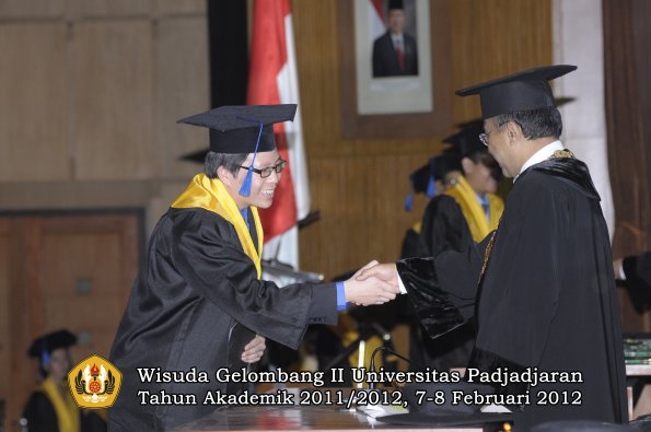 wisuda-fakultas-isip-oleh-rektor-097-copy