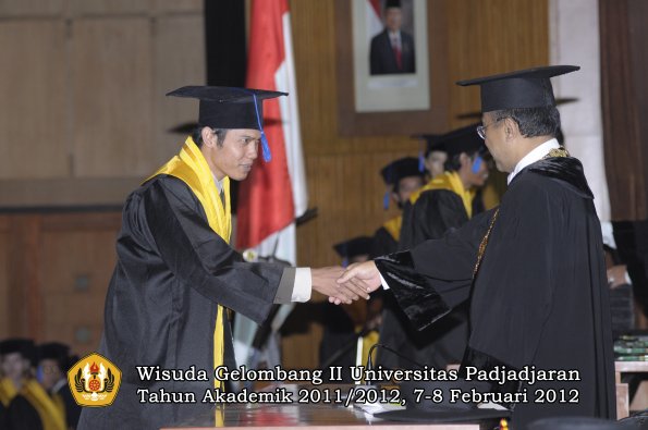 wisuda-fakultas-isip-oleh-rektor-107-copy