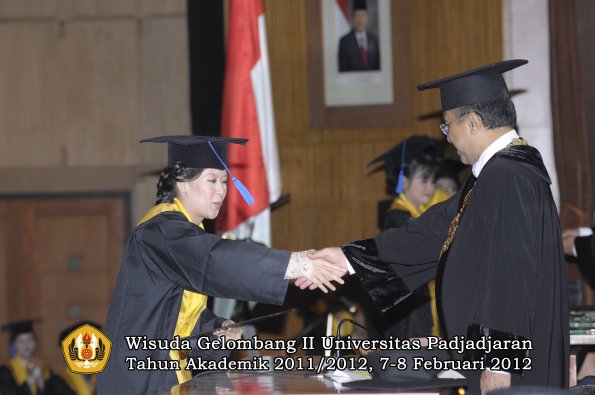 wisuda-fakultas-isip-oleh-rektor-126-copy