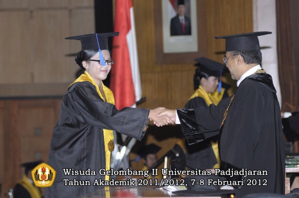 wisuda-fakultas-isip-oleh-rektor-129-copy