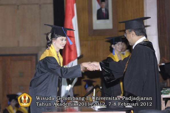 wisuda-fakultas-isip-oleh-rektor-136-copy