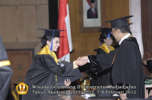 wisuda-fakultas-isip-oleh-rektor-140-copy