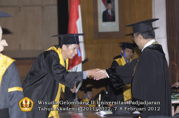 wisuda-fakultas-isip-oleh-rektor-144-copy