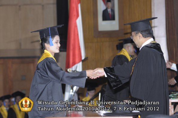 wisuda-fakultas-isip-oleh-rektor-146-copy