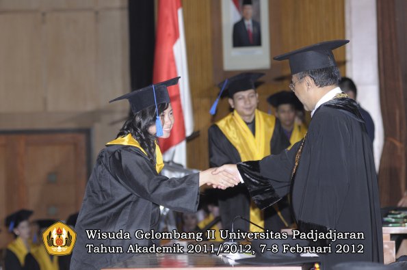 wisuda-fakultas-isip-oleh-rektor-148-copy