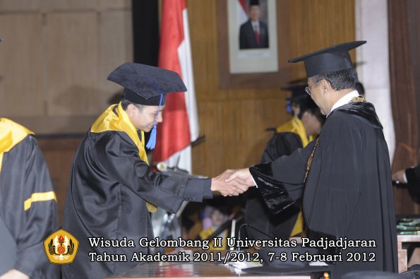 wisuda-fakultas-isip-oleh-rektor-149-copy