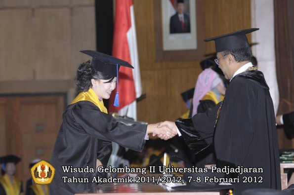 wisuda-fakultas-isip-oleh-rektor-153-copy