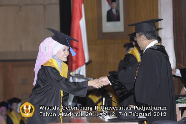 wisuda-fakultas-isip-oleh-rektor-154-copy