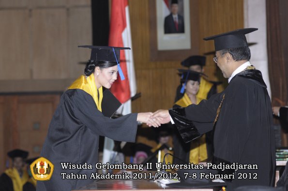 wisuda-fakultas-isip-oleh-rektor-159-copy