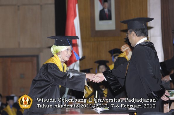 wisuda-fakultas-isip-oleh-rektor-171-copy