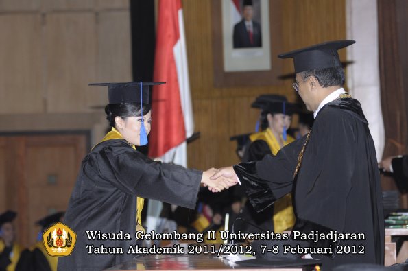 wisuda-fakultas-isip-oleh-rektor-177-copy