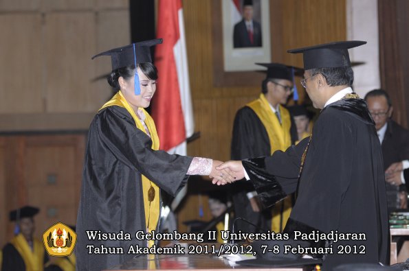 wisuda-fakultas-isip-oleh-rektor-208-copy