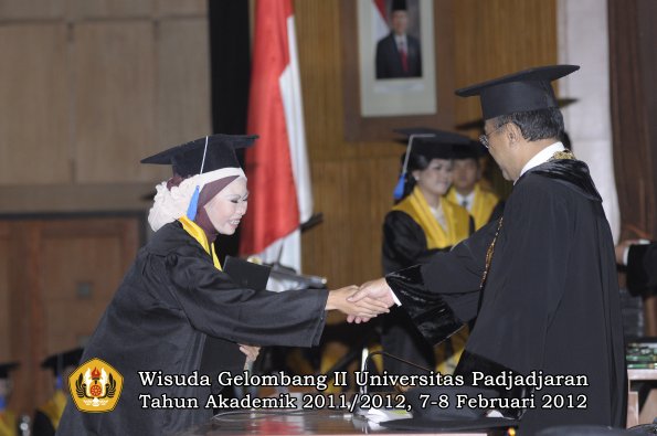 wisuda-fakultas-isip-oleh-rektor-213-copy