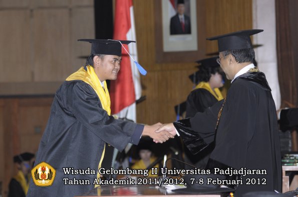 wisuda-fakultas-isip-oleh-rektor-215-copy