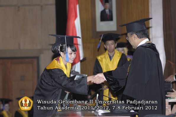 wisuda-fakultas-isip-oleh-rektor-221-copy