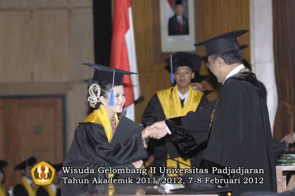 wisuda-fakultas-isip-oleh-rektor-232-copy