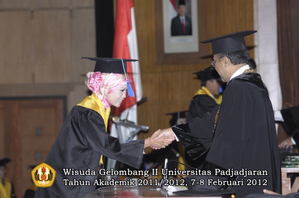 wisuda-fakultas-isip-oleh-rektor-240-copy