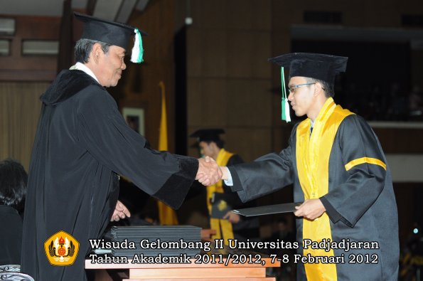 wisuda-fakultas-pertanian-oleh-dekan-030-copy