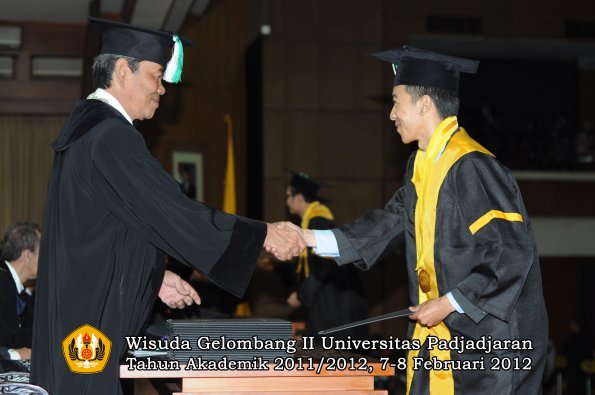 wisuda-fakultas-pertanian-oleh-dekan-081-copy