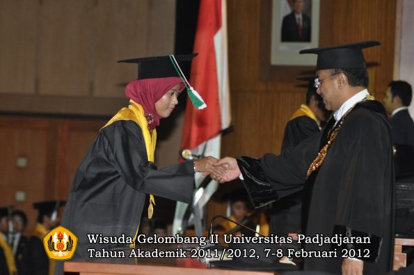 wisuda-fakultas-pertanian-oleh-rektor-004-copy