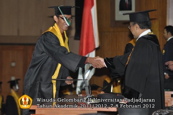 wisuda-fakultas-pertanian-oleh-rektor-044-copy